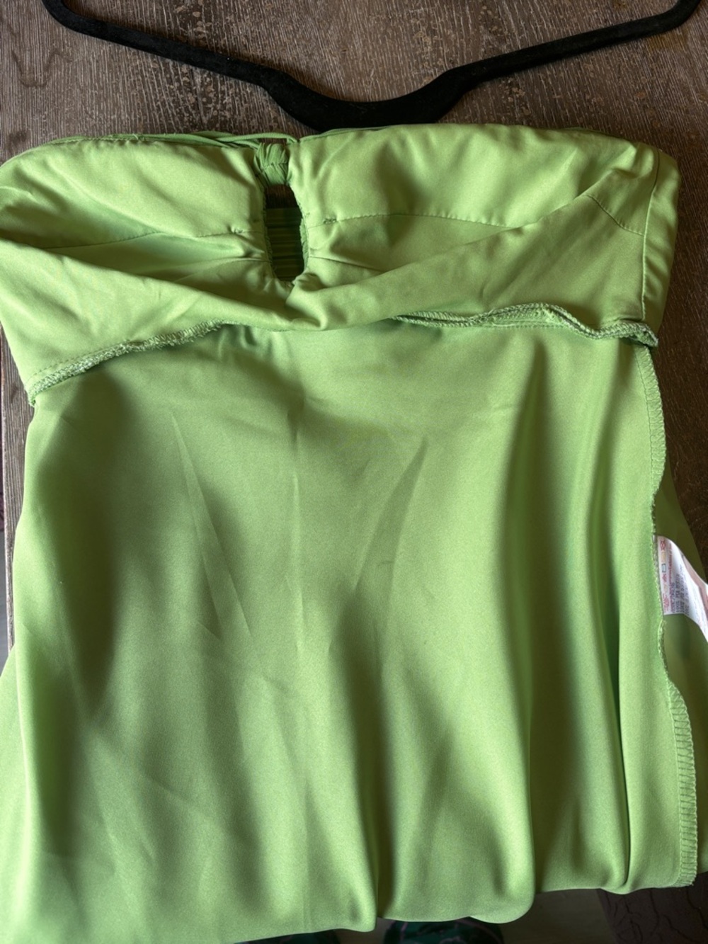 Joseph Ribkoff  Size 6 Green Halter Dress | Elegant Draped Chiffon Midi 💚 - Picture 11 of 12